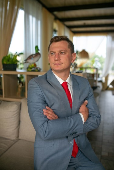 Роман королев кий